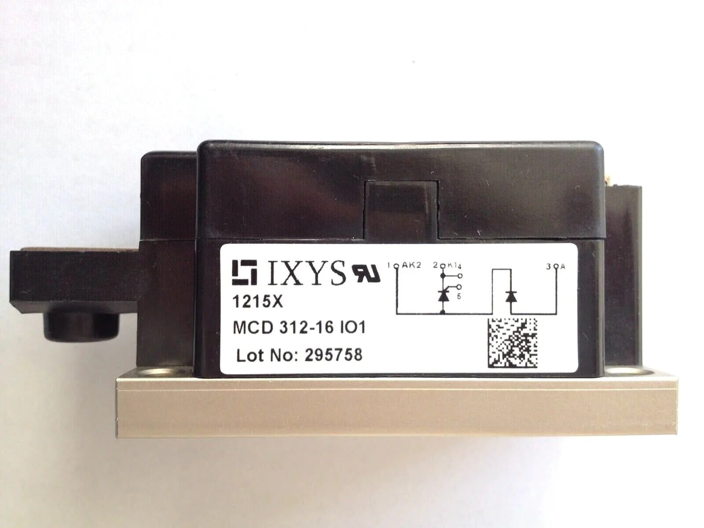IXYS MCD312-16IO1 MCD312-16I01 Power Module Supply | High-Efficiency Power Supply Module | 16 Ampere 200 Volt | 3200W | 98% Efficiency | Industrial Grade | Customizable | High-Performance Power Delivery - IXYS [1]