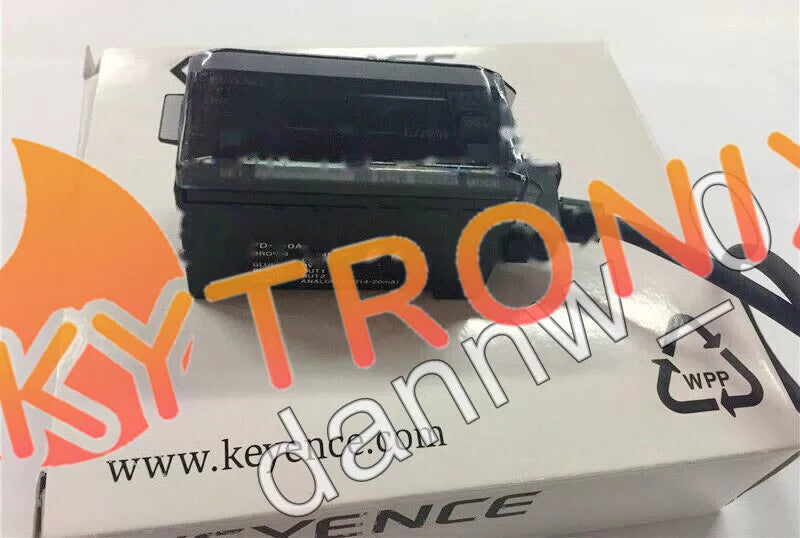 KEYENCE AP-V40A flow sensor [3]