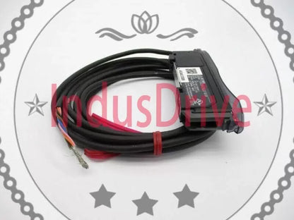 KEYENCE LV-N11MN Laser Sensor [2]