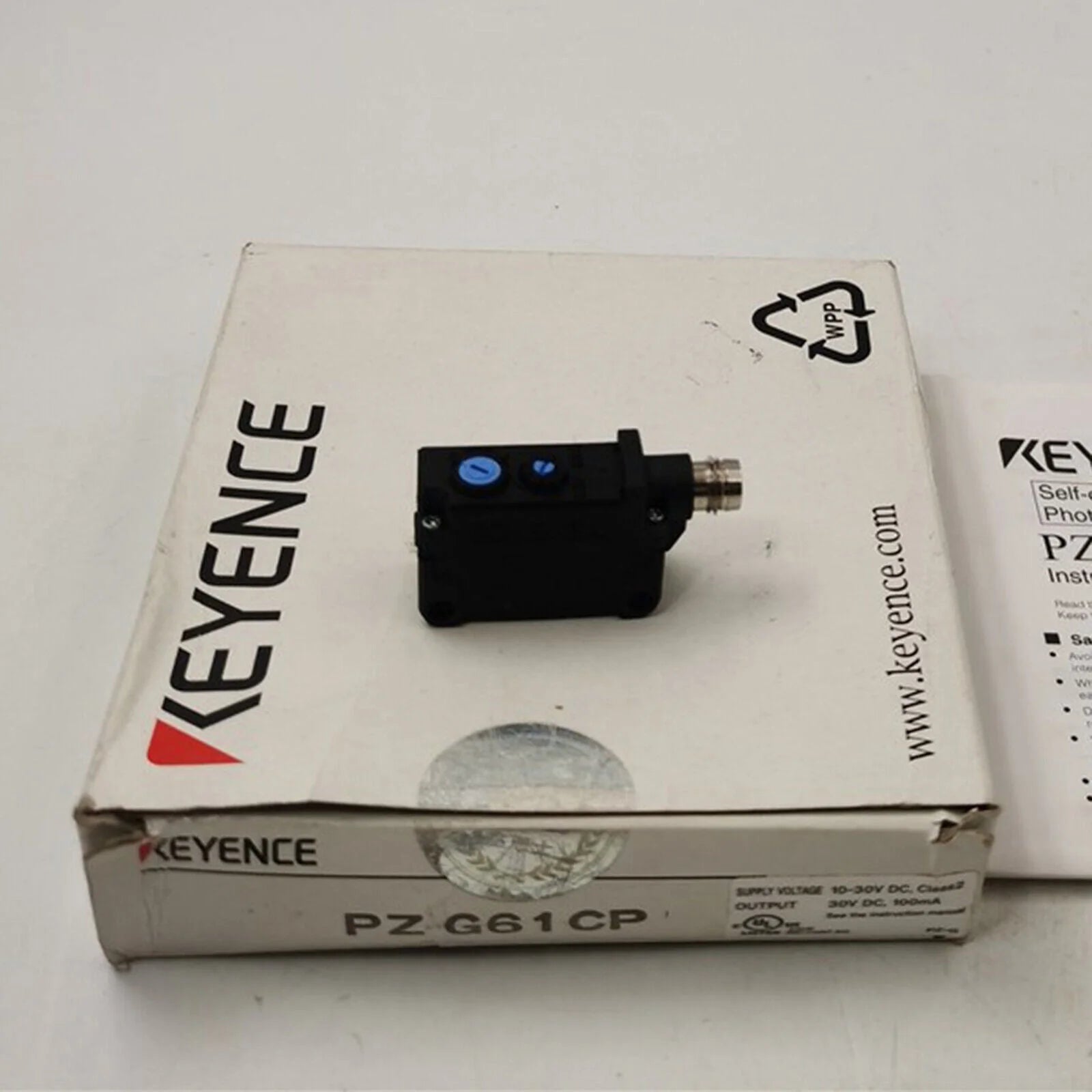 KEYENCE PZ-G61CP Photoelectric Switch Sensor - KEYENCE [1]