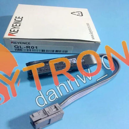 KEYENCE QL-R01 proximity sensor [1]