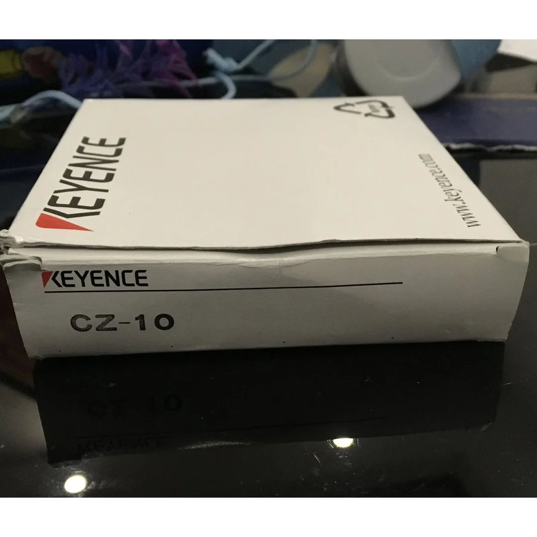 Keyence CZ-10 N BOX Laser Sensor - KEYENCE [1]