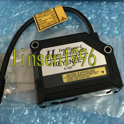 Keyence IL-300 Laser Displacement Sensor Fast - KEYENCE [2]