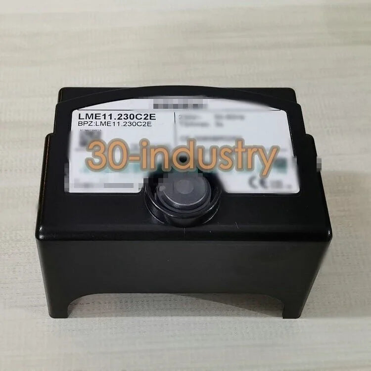 LME11.230C2E Burner Program Controller - 1PCS New - SCHNEIDER ELECTRIC [1]