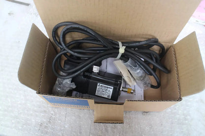 MITSUBISHI HC-MFS13E2DW6-S8 Servo Motor, New In Box - MITSUBISHI [2]