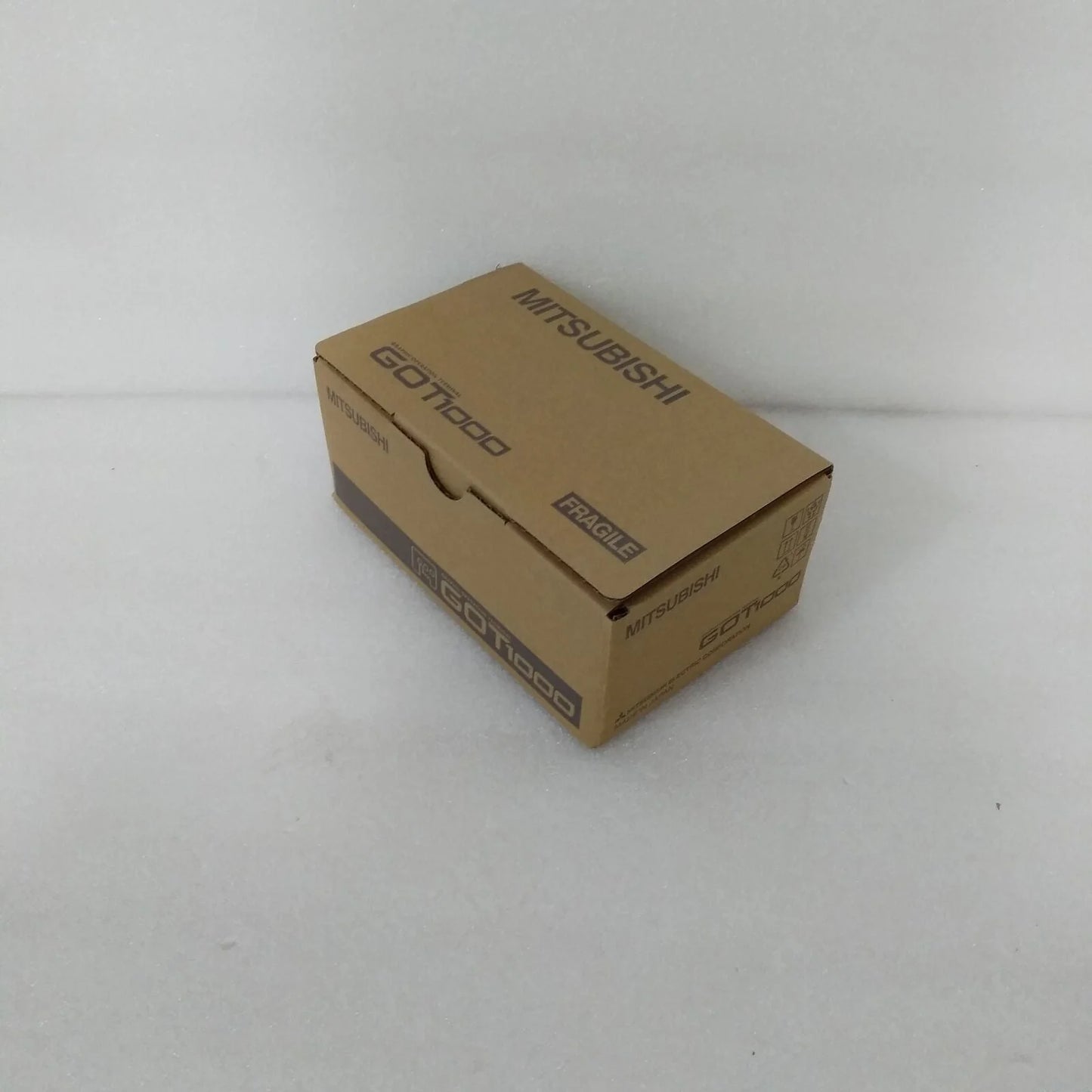MITSUBISHI PANEL GT1030-LBD2, New Sent within 24 hours - MITSUBISHI [3]