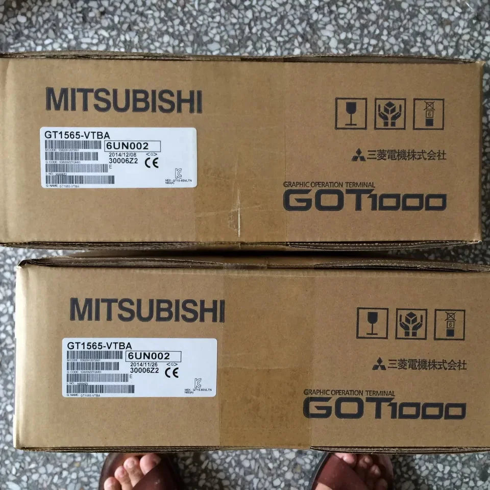 Mitsubishi GT1565-VTBA with Touch Screen interface and enhanced performance metrics, ideal for professional applications - MITSUBISHI [1]