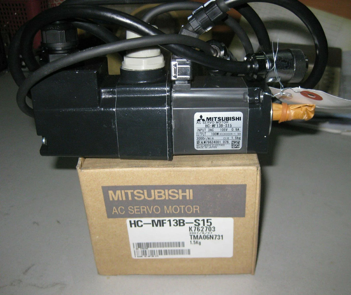 Mitsubishi Servo Motor HC-MF15B-S15, One-Year Warranty - MITSUBISHI [1]