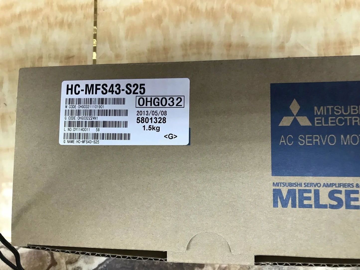 Mitsubishi Servo Motor HC-MFS43-S25 - MITSUBISHI [1]