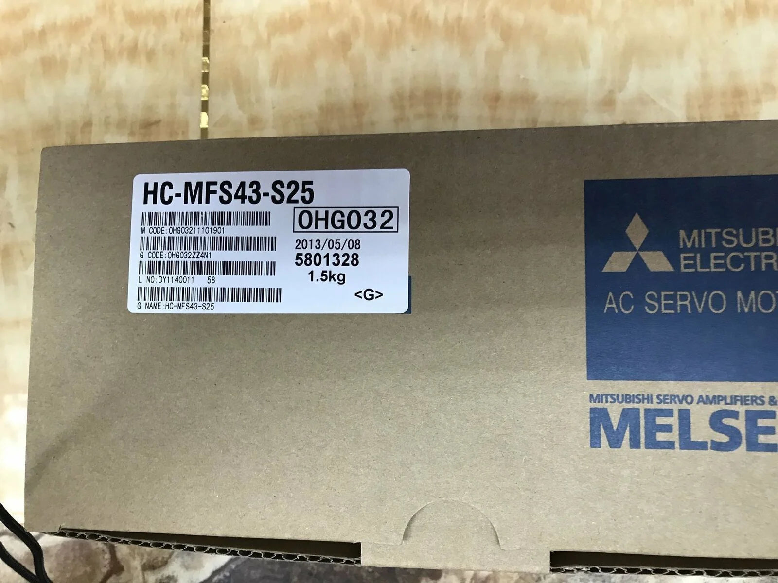 Mitsubishi Servo Motor HC-MFS43-S25 - MITSUBISHI [1]
