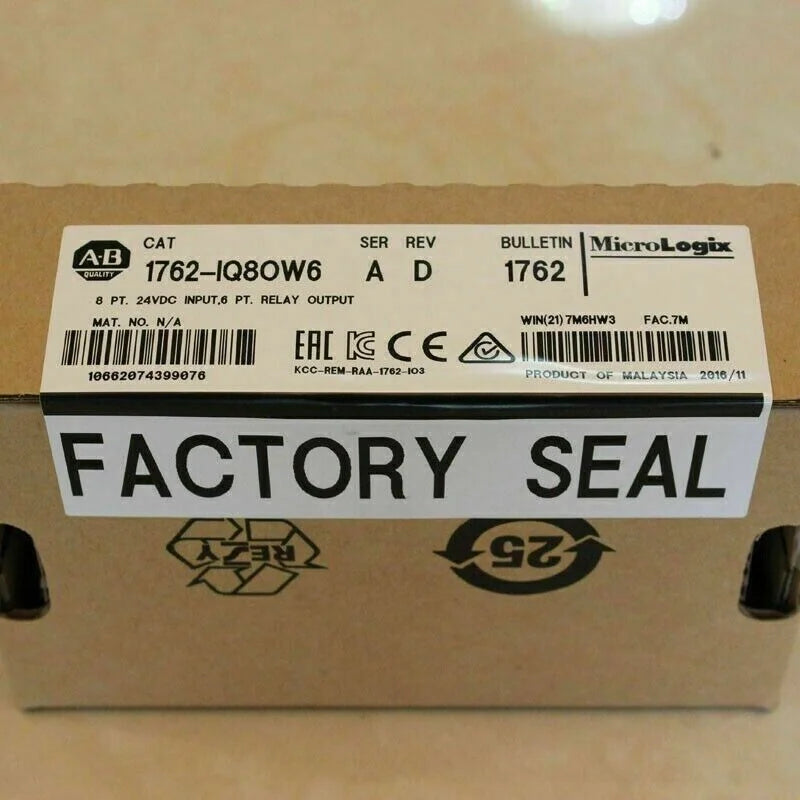 New Allen-Bradley 1762-IQ8OW6 MicroLogix Combination Module 1762IQ8OW6 - ALLEN-BRADLEY [1]