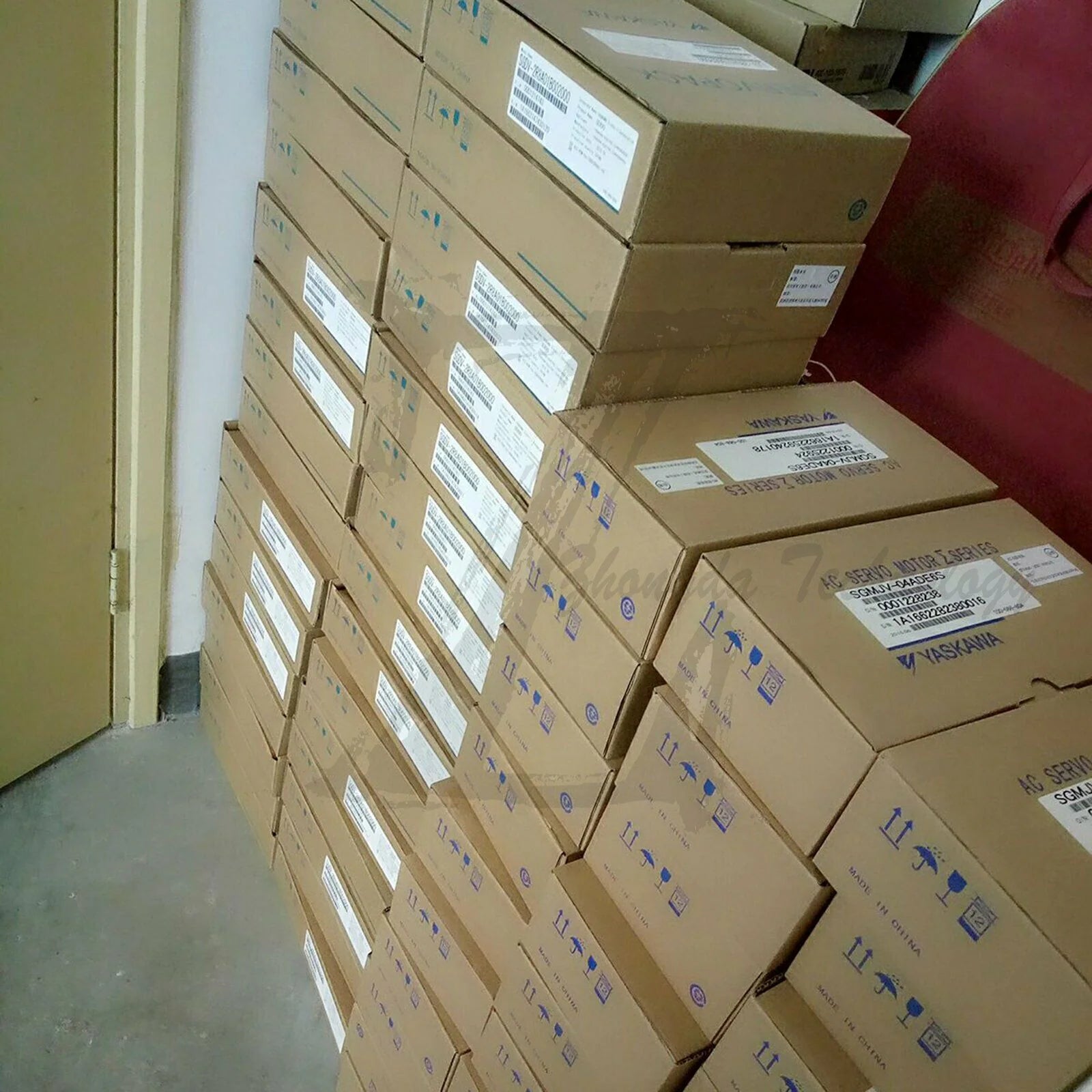 New In Box Yaskawa SGMAH-08A1A21 AC servo motor - YASKAWA [2]