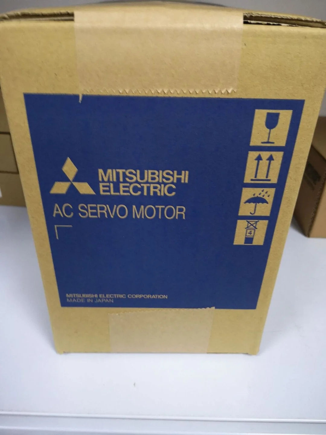 New Mitsubishi In-Box Servo Motor HG-SR1024J One Year - MITSUBISHI [2]