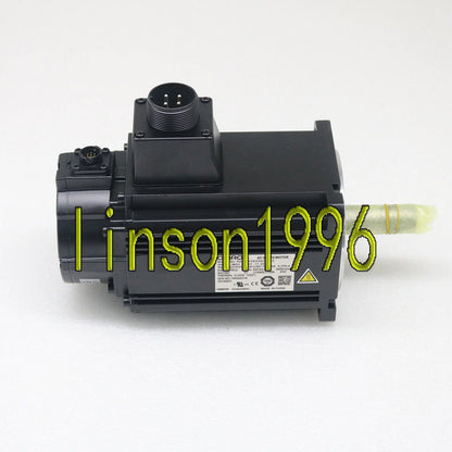 New Omron R88M-K2K030H-S2-Z Servo Motors In Box - OMRON [2]