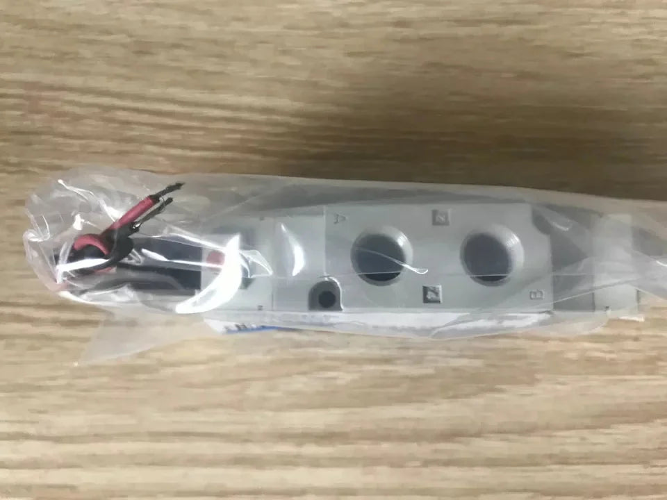 New SMC VQZ31215YZ102 Solenoid Valve - SMC [3]