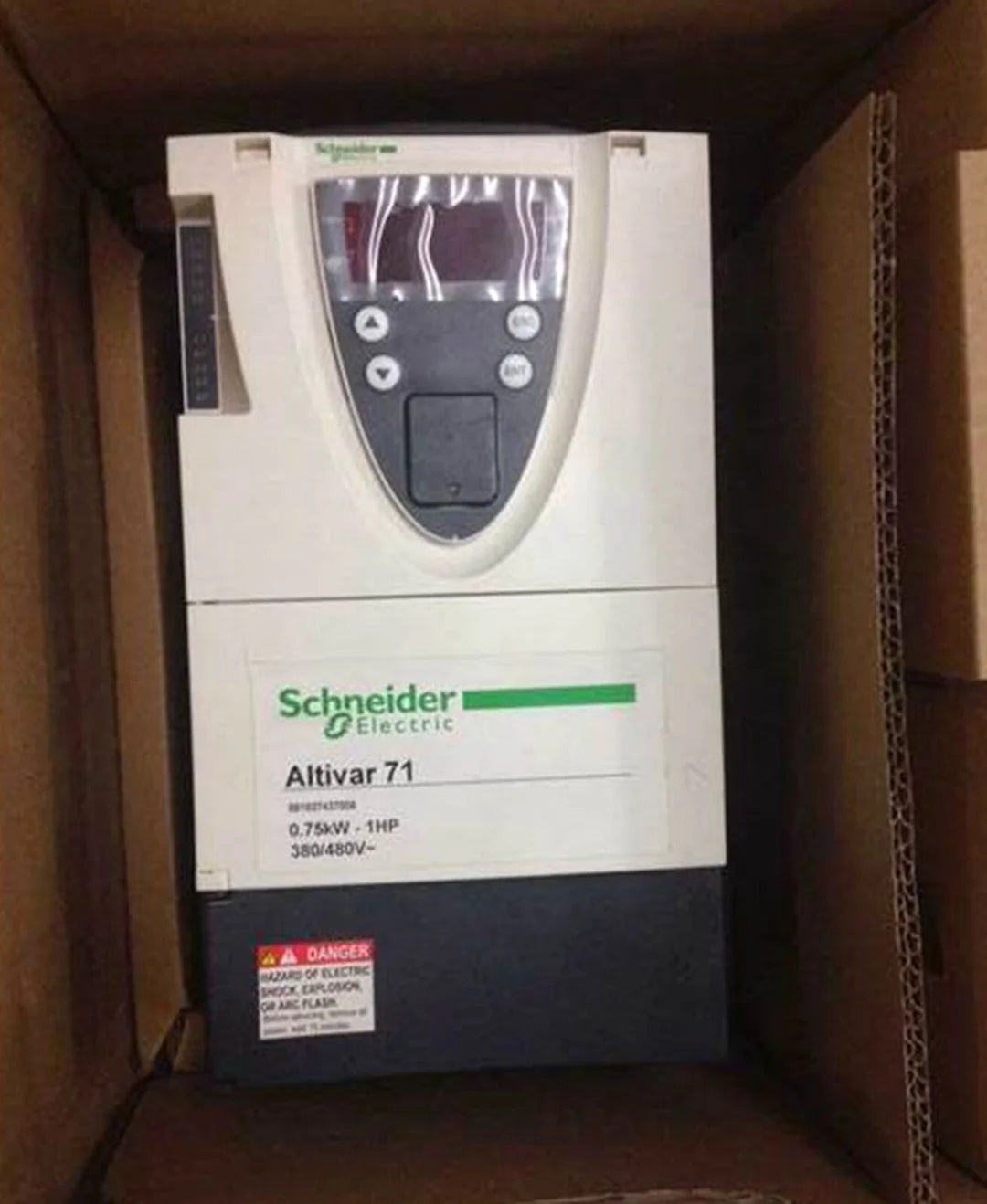 New Schneider ATV71HD22N4Z Inverter: Professional Power Inversion Solution - SCHNEIDER [1]