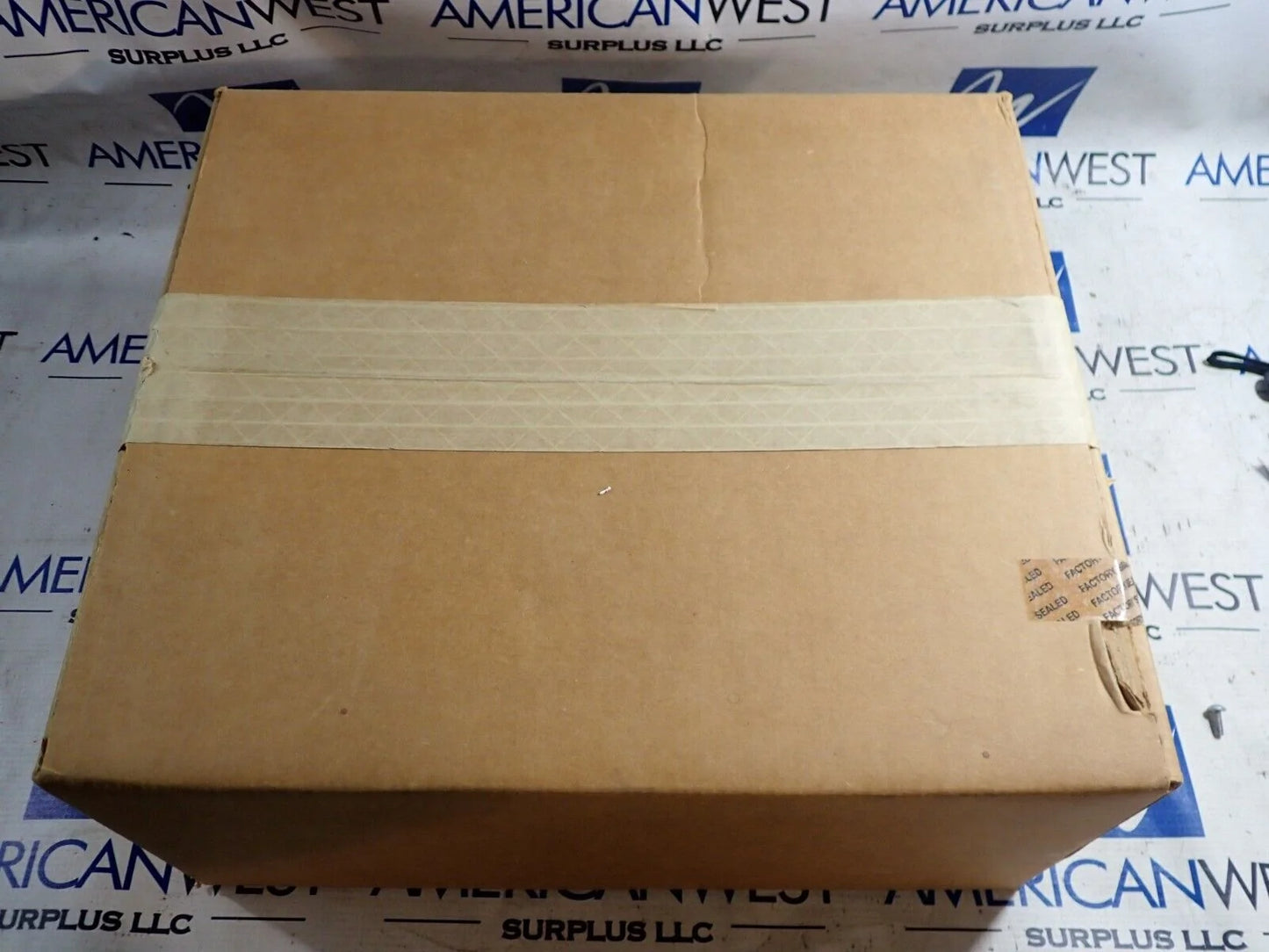 New Sealed Allen Bradley Panelview Plus 2711P-T10C4D1 10.4" Color - ALLEN BRADLEY [1]