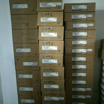 New Yaskawa SGMJ-01A3A2C Servo Motor Fast Ship - YASKAWA [6]
