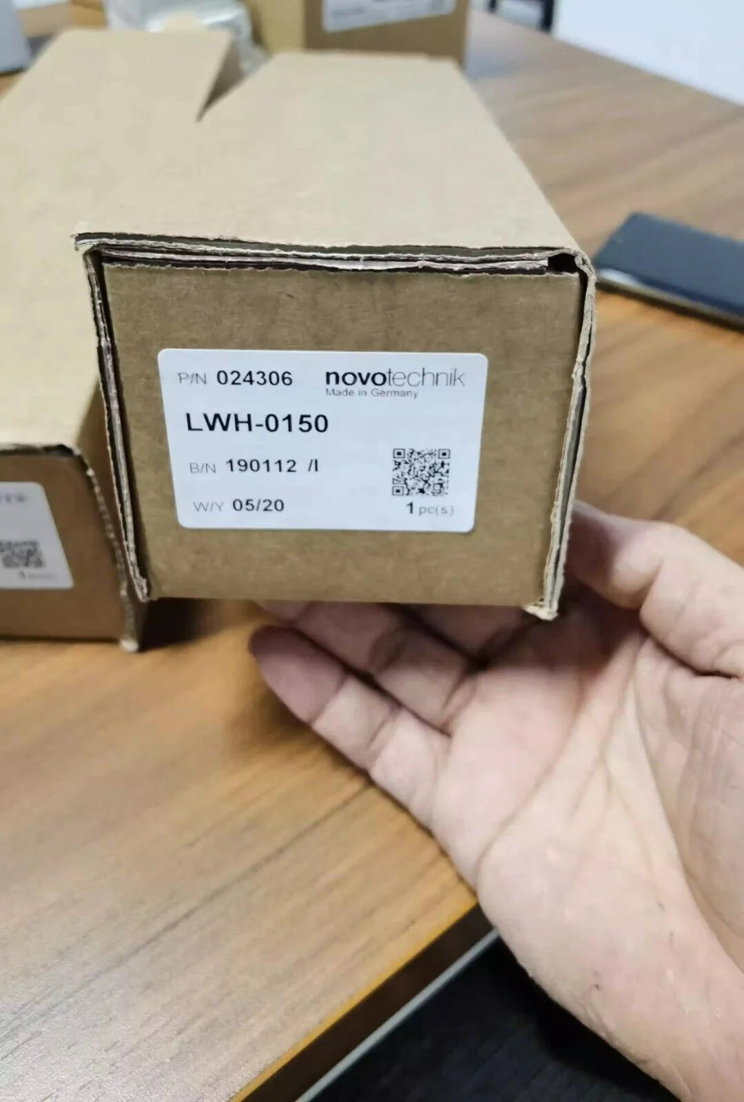 Novotechnik Linear Transducer LWH-150 - NOVOTECHNIK [1]
