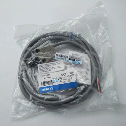 OMRON D4C-3232 Limit Switch - Durable and Reliable Performance - OMRON [3]