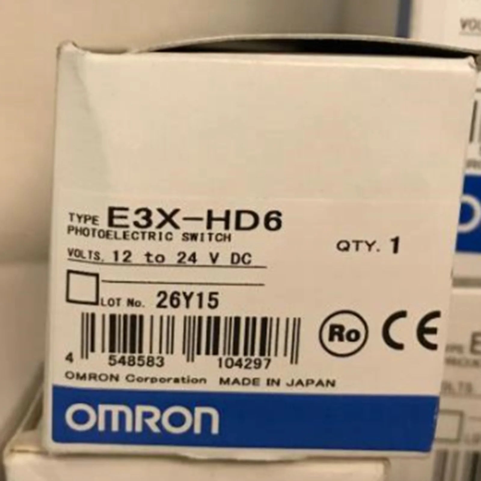 OMRON E3X-HD6 Photoelectric Switch – Reliable Switching Solution for Industrial Applications - OMRON [1]