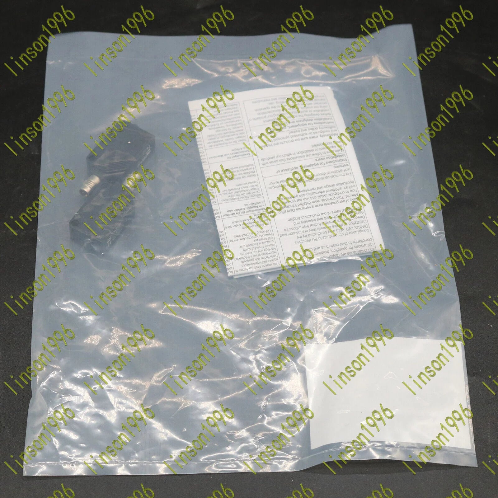 OMRON Photoelectric Sensor E3Z-T81C-GOSRD-CN - OMRON [1]