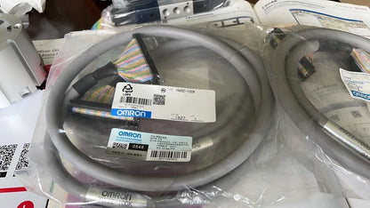 OMRON XW2Z100K Cable - OMRON [1]