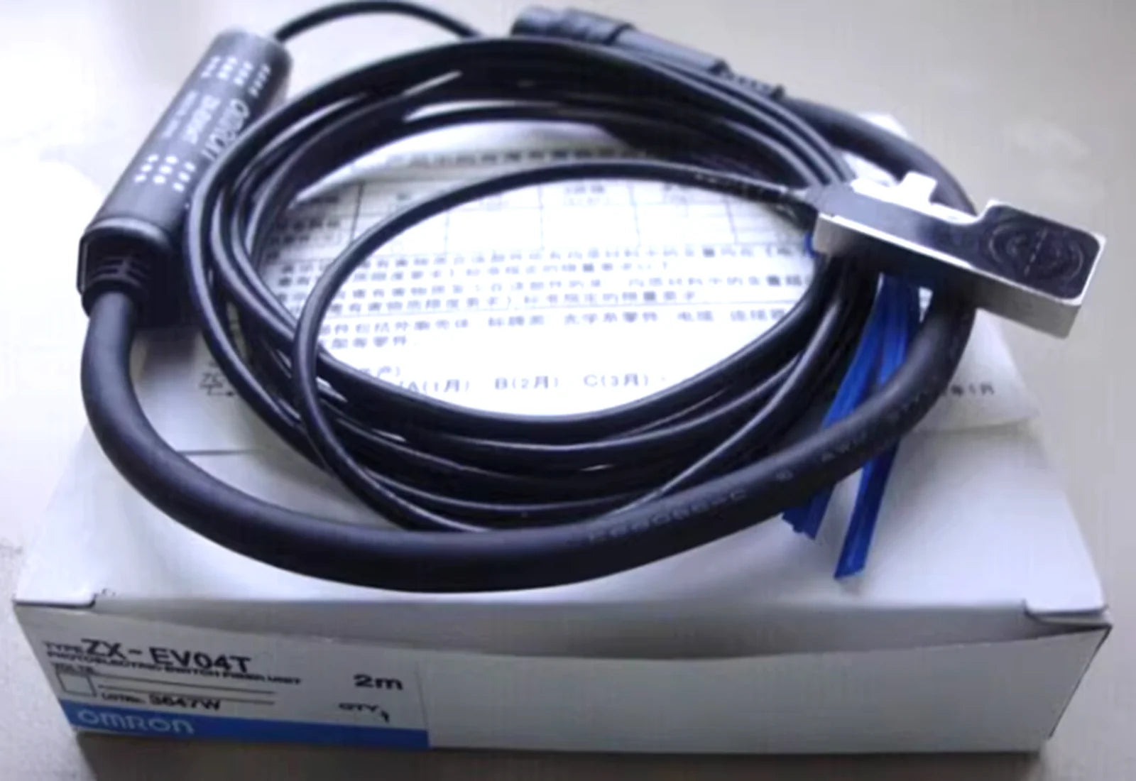 OMRON ZX-EV04T Laser Sensor - [New] - OMRON [1]