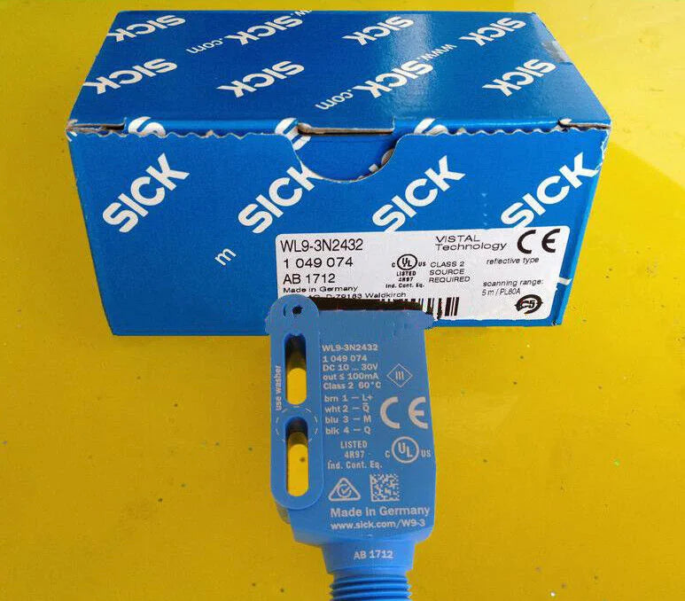 ONE SICK WL9-3N2432 photoelectric switch - SICK [1]