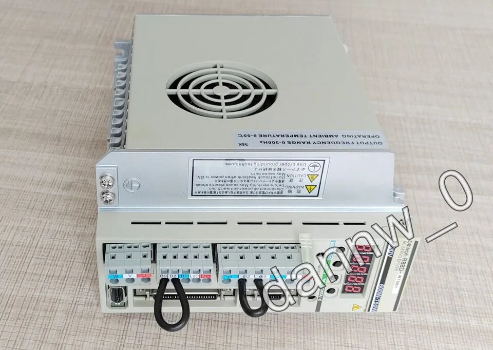 Omron AC Servo Drive R88D-WT08H - OMRON [3]