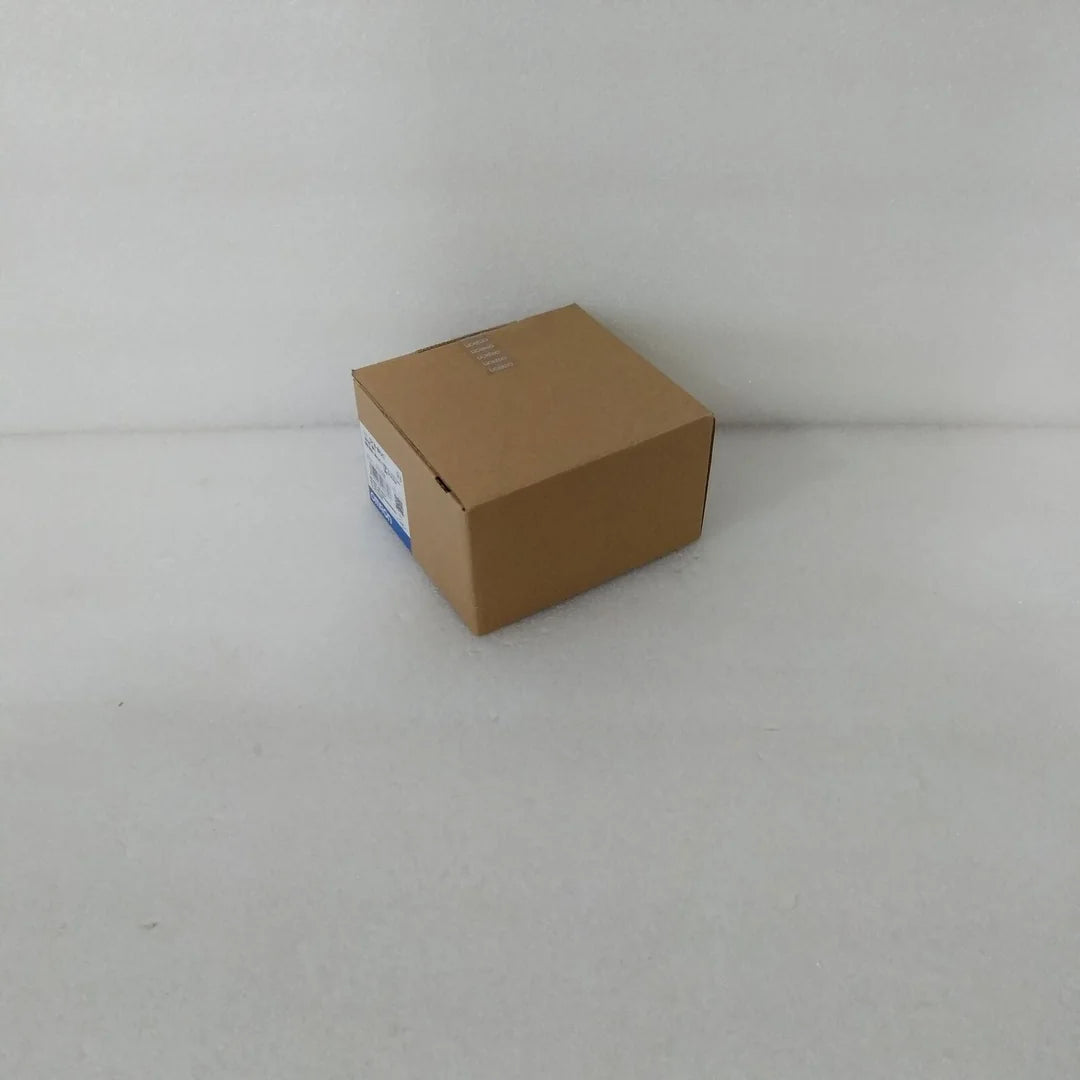 Omron CP1W-MAD42 - OMRON [1]
