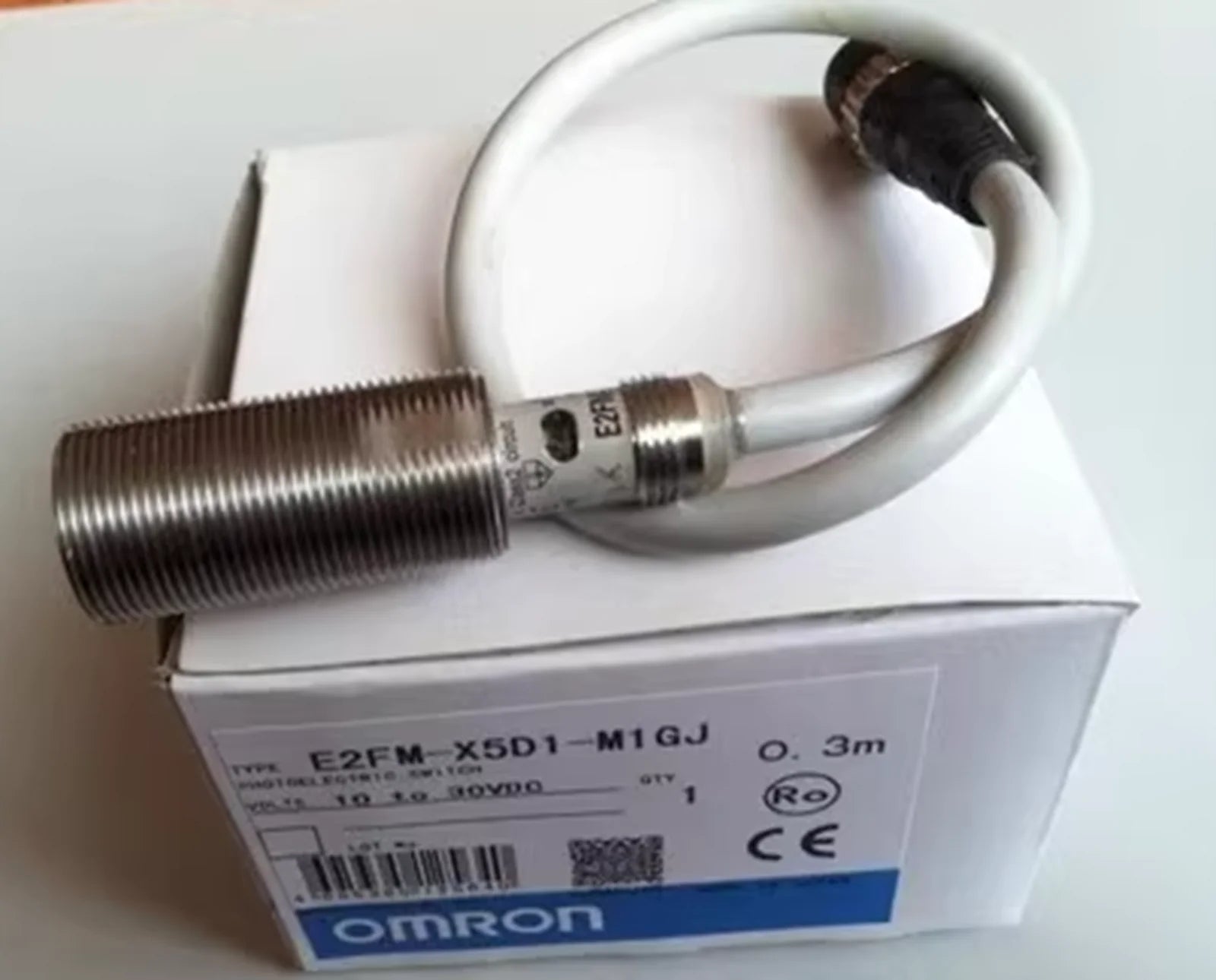 Omron E2FM-X5D1-M1GJ PLC - OMRON [1]