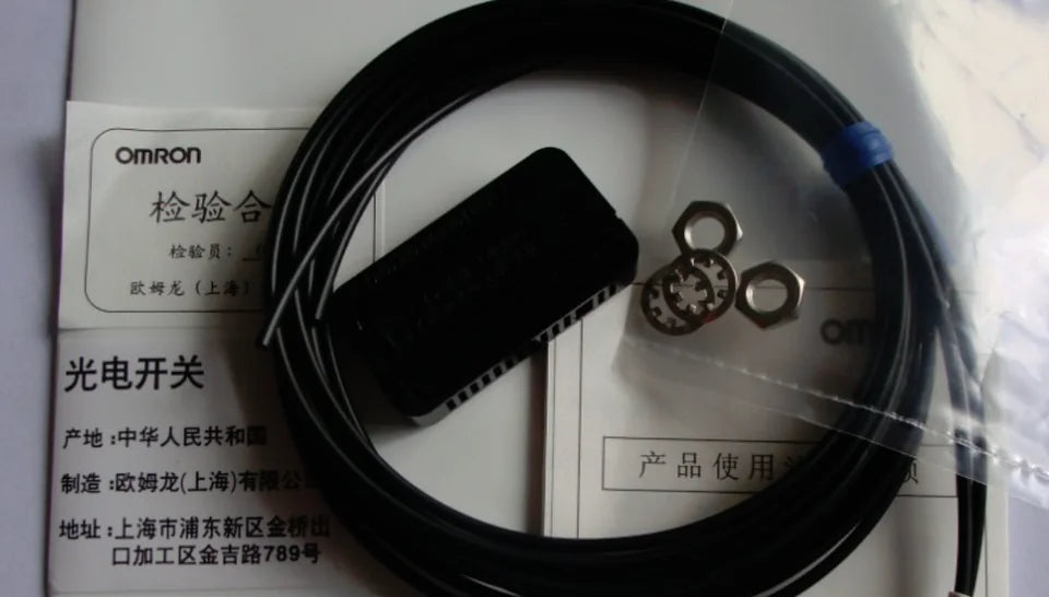 Omron E32-D11U Proximity Switch - OMRON [1]