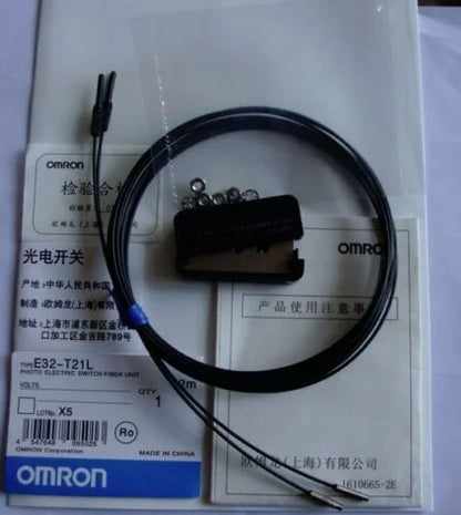 Omron E32-T21L Fiber Optic Sensor for Precise Detection - OMRON [1]