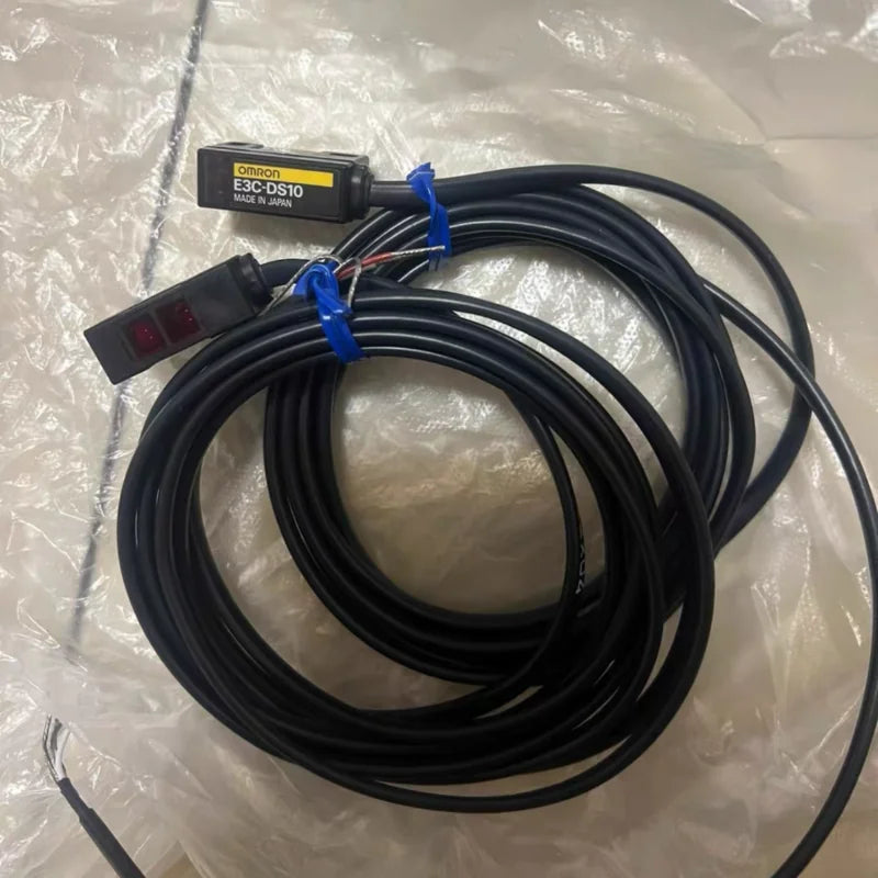 Omron E3C-DS10 Photoelectric Switch - OMRON [2]