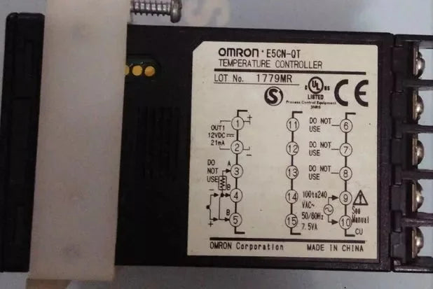 Omron E5CNQT Temperature Controller E5CNQT - OMRON [3]