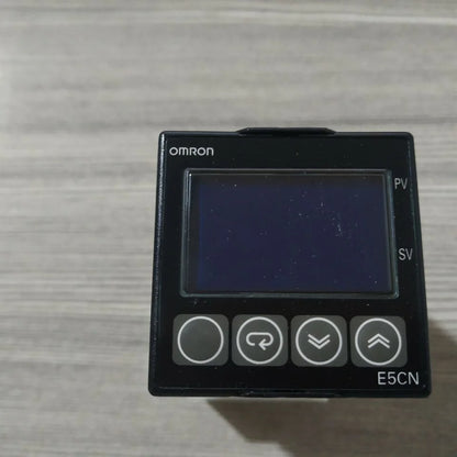 Omron E5CN-Q2MTC-500 Temperature Controller E5CNQ2MTC500 - OMRON [1]