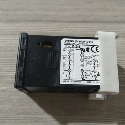 Omron E5CN-Q2MTC-500 Temperature Controller E5CNQ2MTC500 - OMRON [3]