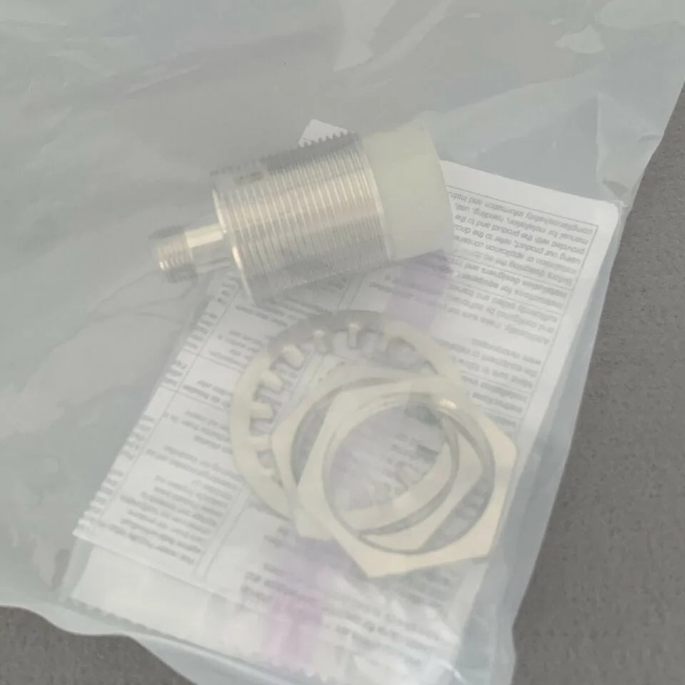 Omron Proximity Sensor E2EX18MF2M1Z - OMRON [3]