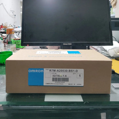 Omron R7M-A20030-BS1-D Servo Motor - OMRON [1]