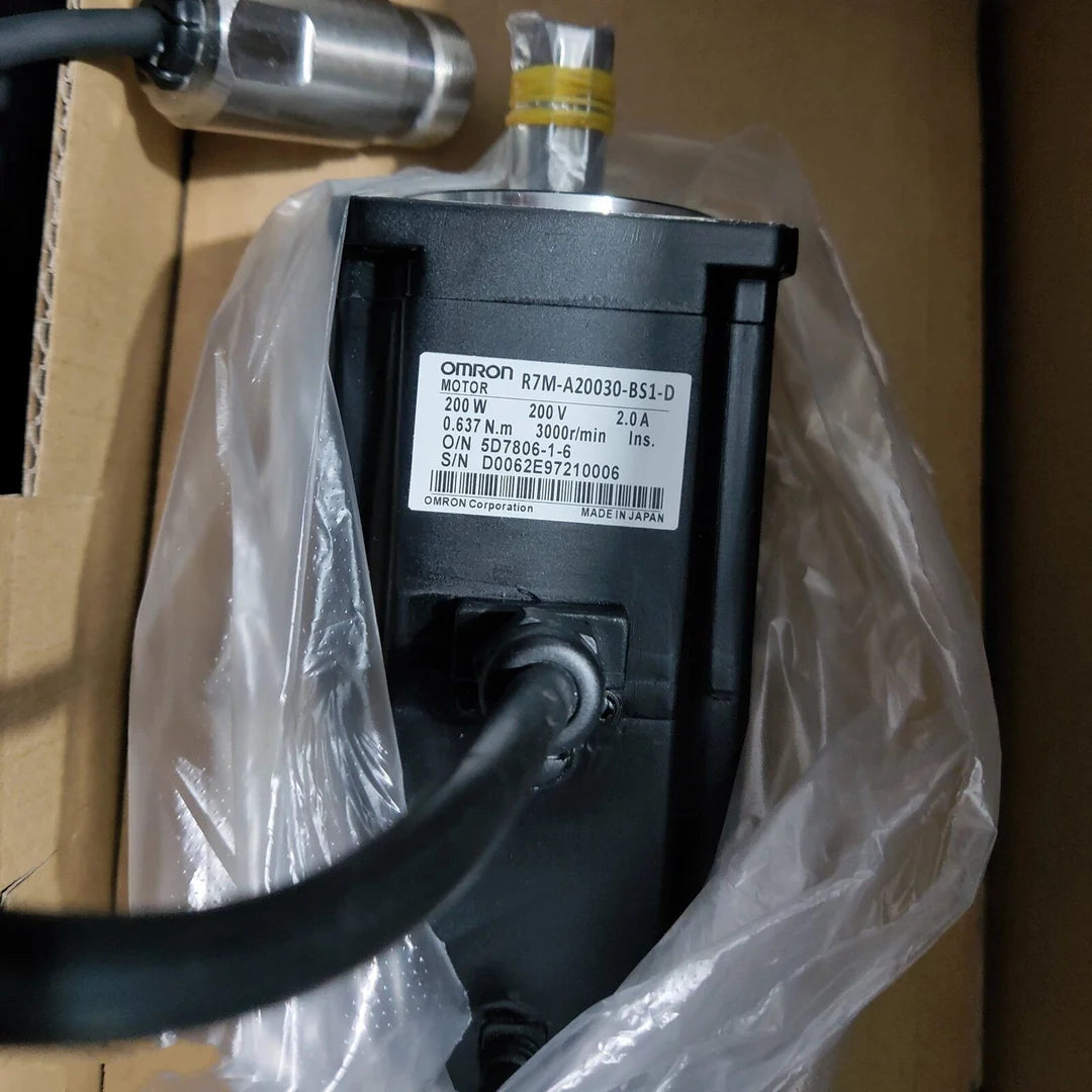 Omron R7M-A20030-BS1-D Servo Motor - OMRON [3]