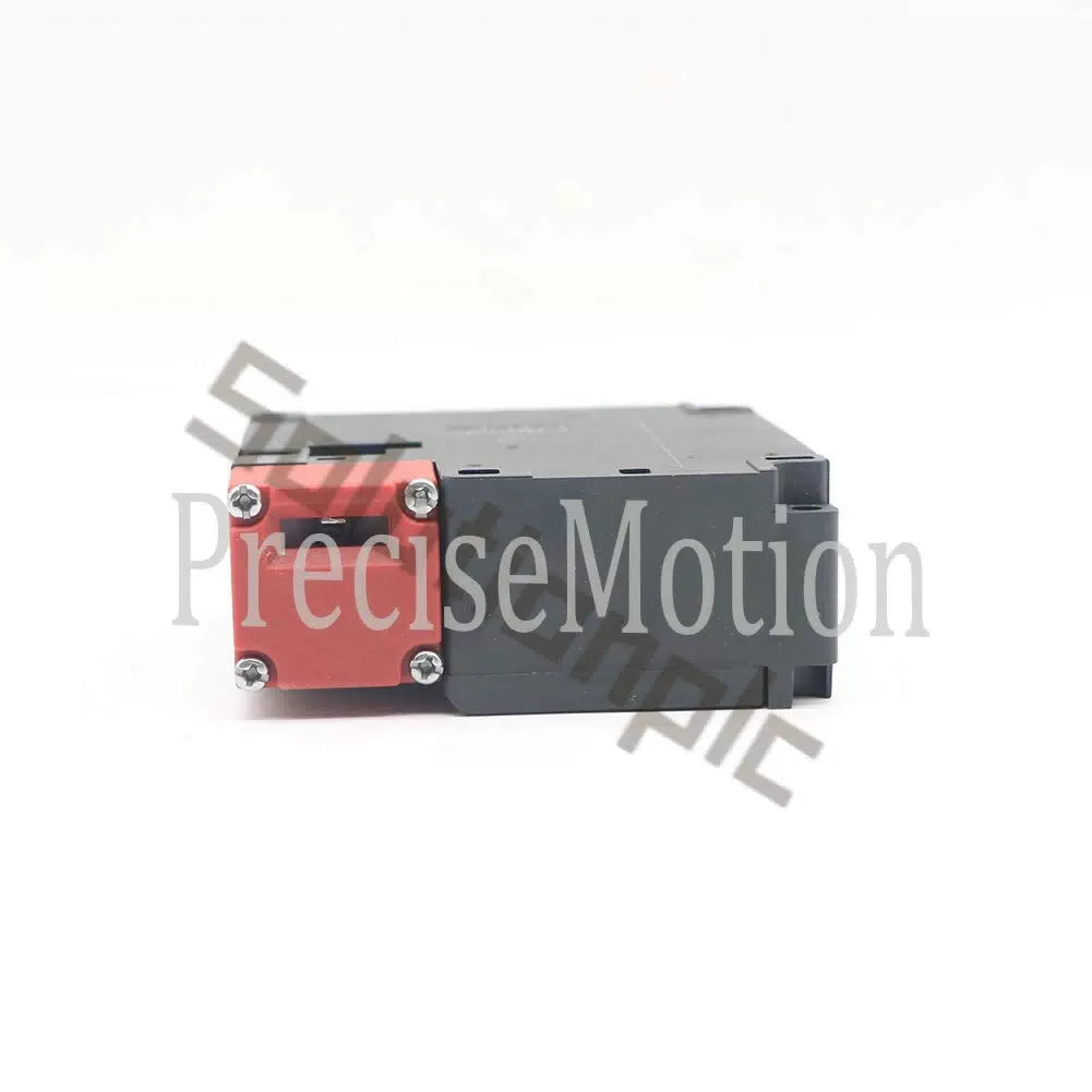 Omron Safety Door Switch D4NL-4EFG-B (1PCS ) [4]