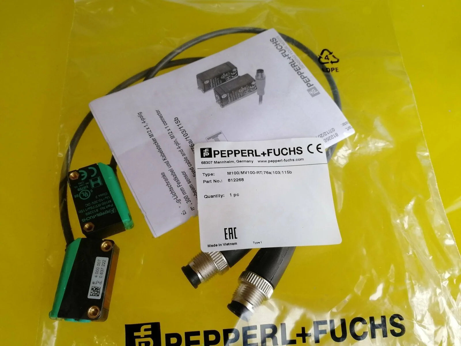 PEPPERL+FUCHS Photoelectric Switch M100/MV100-RT/76a/103/115b - High-Efficiency Smart Control for Lighting Systems - PEPPERL+FUCHS [1]