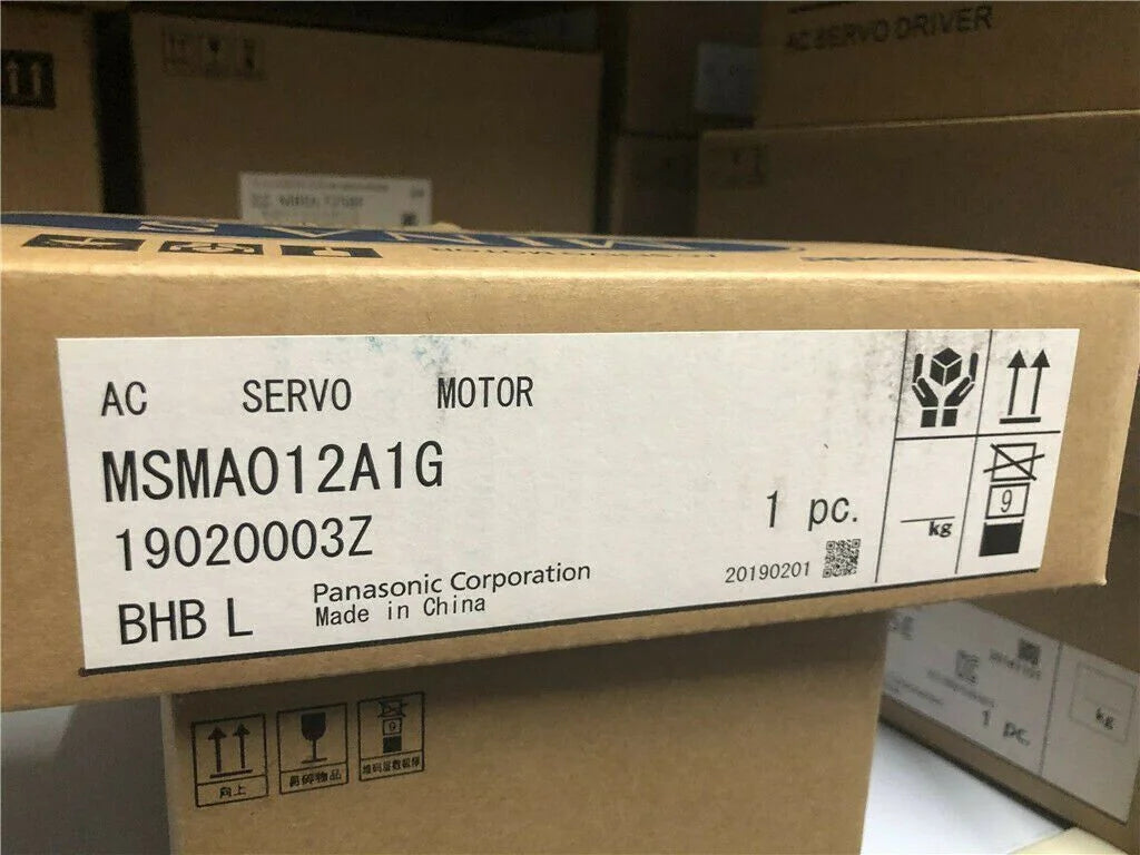 Panasonic servo motor MSMA012A1G - PANASONIC [1]
