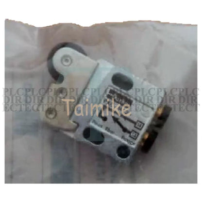 Parker PXC-M121 Pneumatic Switch [2]