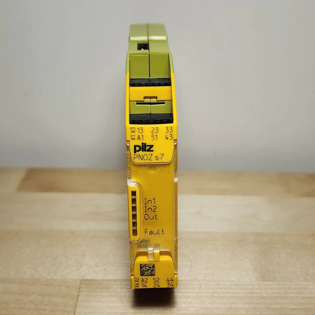 Pilz 751107 PNOZ S7 C Safety Relay SHIP - PILZ [1]