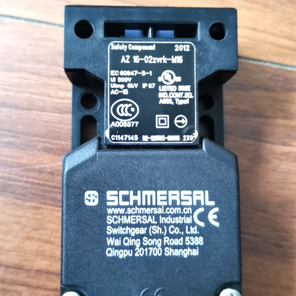 SCHMERSAL Safety Door Switch AZ16-02ZVRK-M16 AC-15 500V - SCHMERSAL [1]