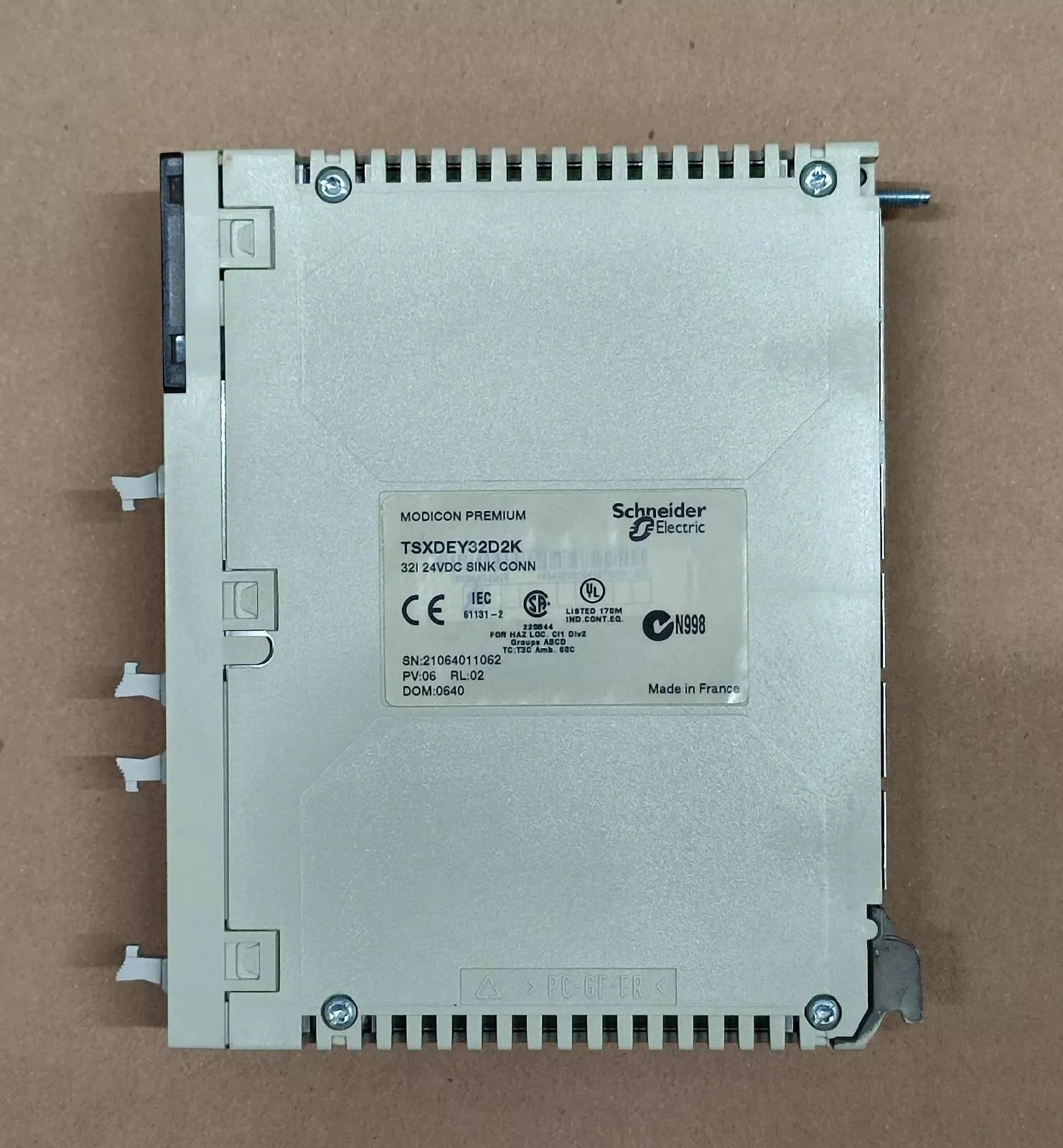 SCHNEIDER AUTHENTIC MODULE TSXDSY32T2K | Industrial Grade Module | SCHNEIDER ELECTRICAL - SCHNEIDER [3]