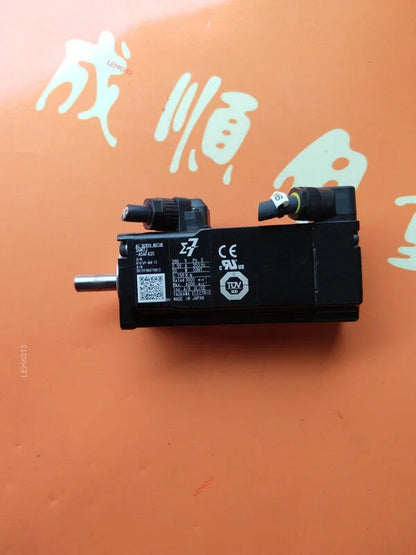 SGM7J-A5AFA2C Servo Motor with High Precision Encoder - OMRON [1]