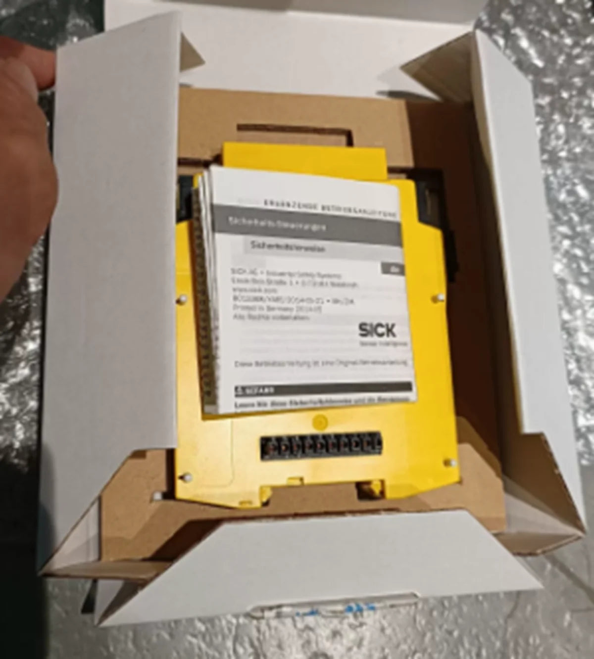 SICK FX3-XTDI80002 Safety Relay - SICK [2]